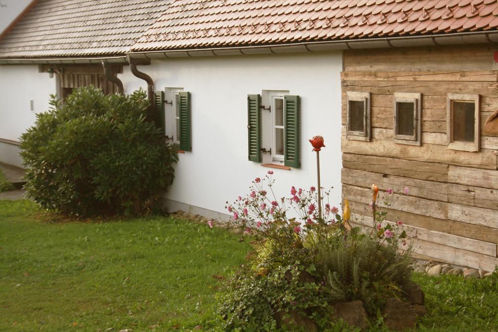 Appartement Sonnenhaus Grandl à Feldbach  Extérieur photo