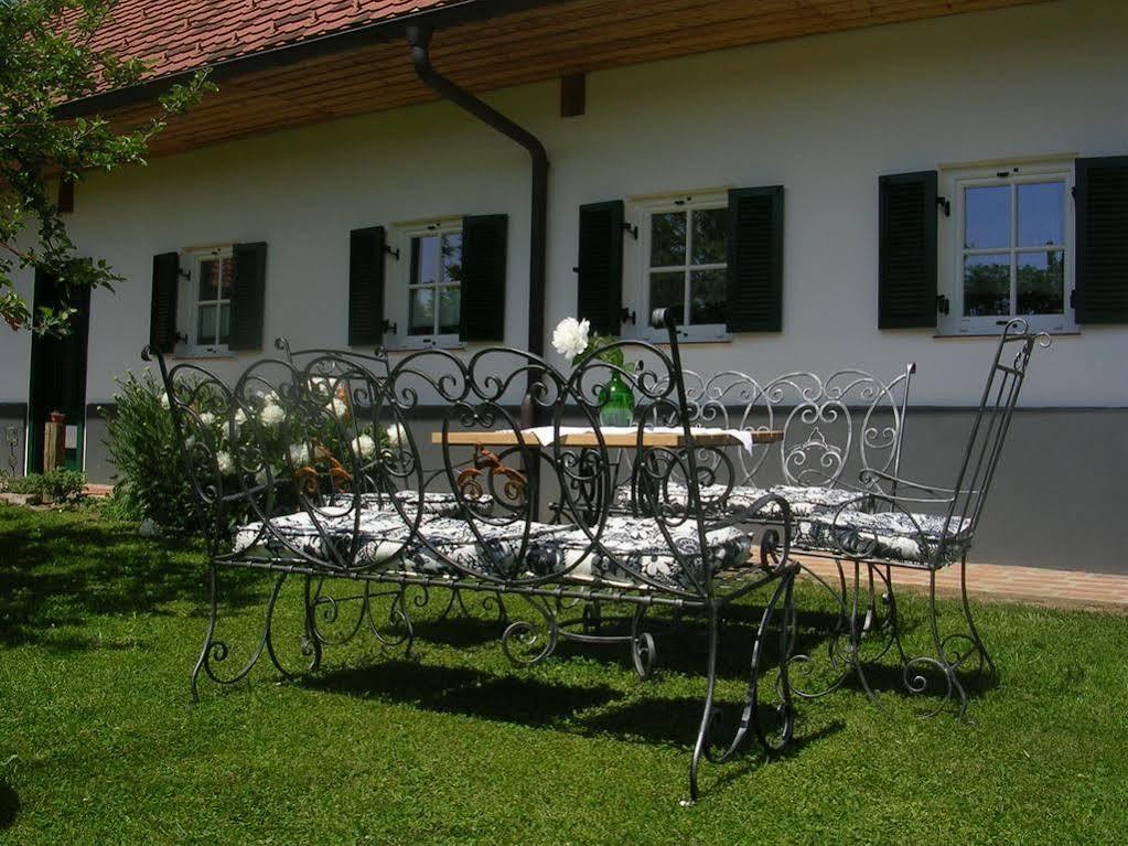 Appartement Sonnenhaus Grandl à Feldbach  Extérieur photo